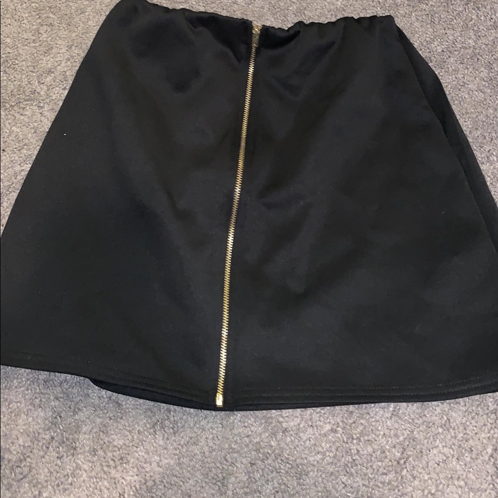 Never worn black skirt